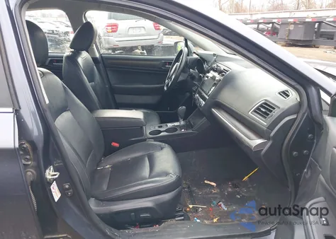 2015 Subaru Legacy 2.5I Limited z USA, uszkodzony, nr VIN 4S3BNBJ64F3035706